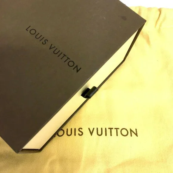 100% Authentic Louis Vuitton Monogram Brown Leather Belt - Picture 9 of 10